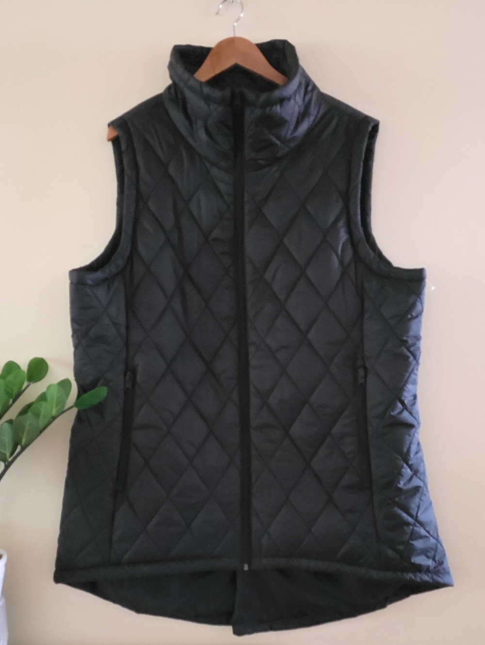 JOHNNIES JEANS NWOT Packable Quilted Sleeveless Puffer Vest - Black - 2X